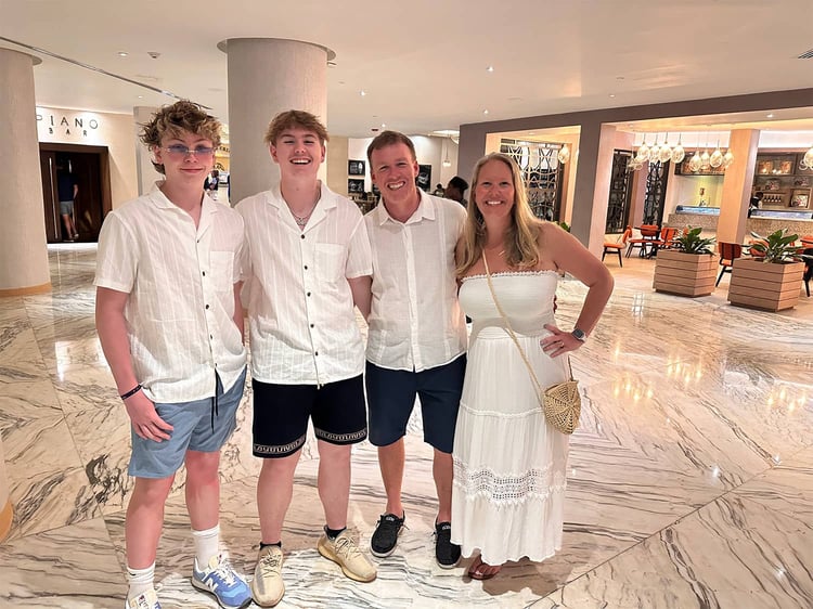 T1D Warriors community members supporting each other